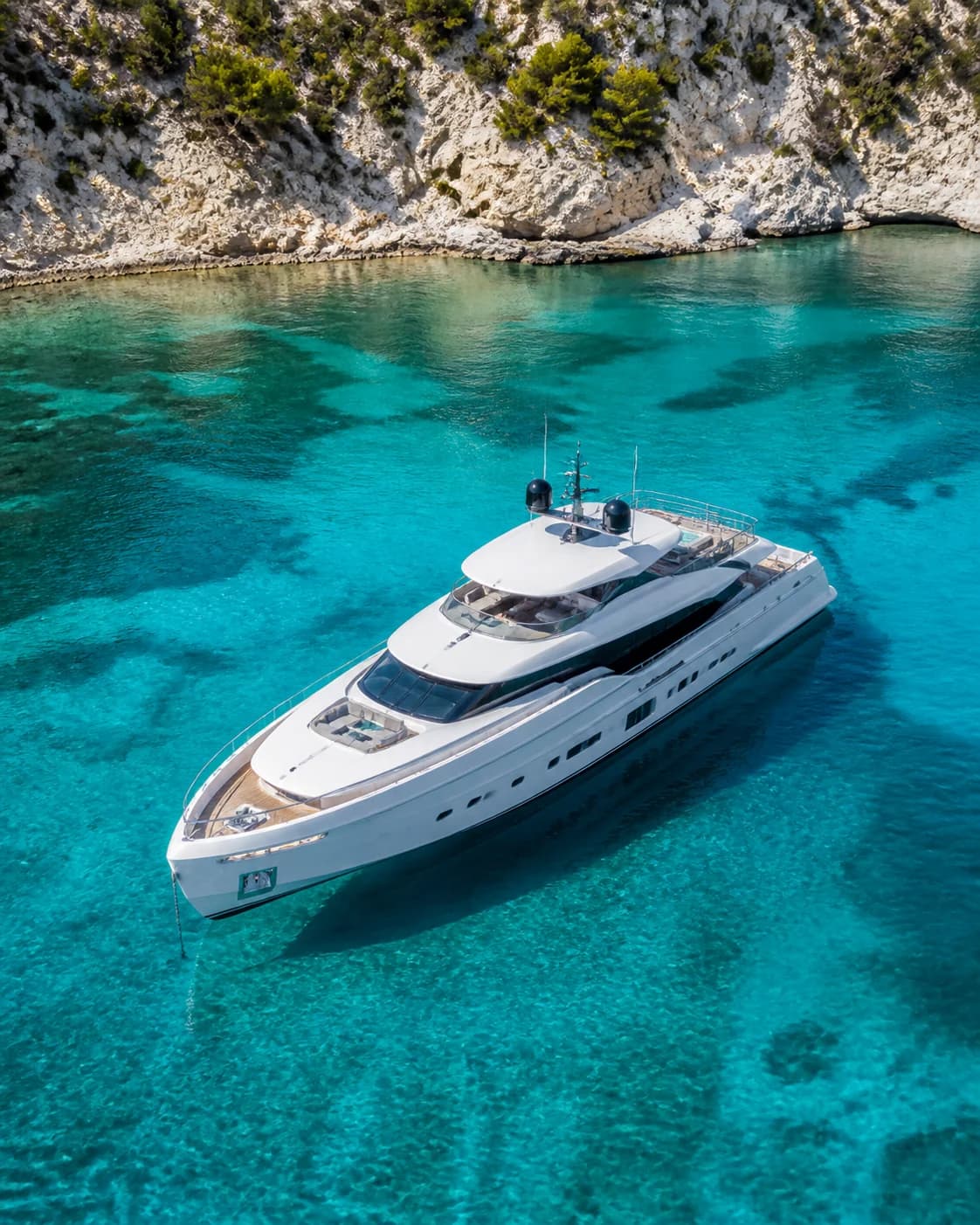 Meridian, a 48.8m sport yacht by Cantiere Altura